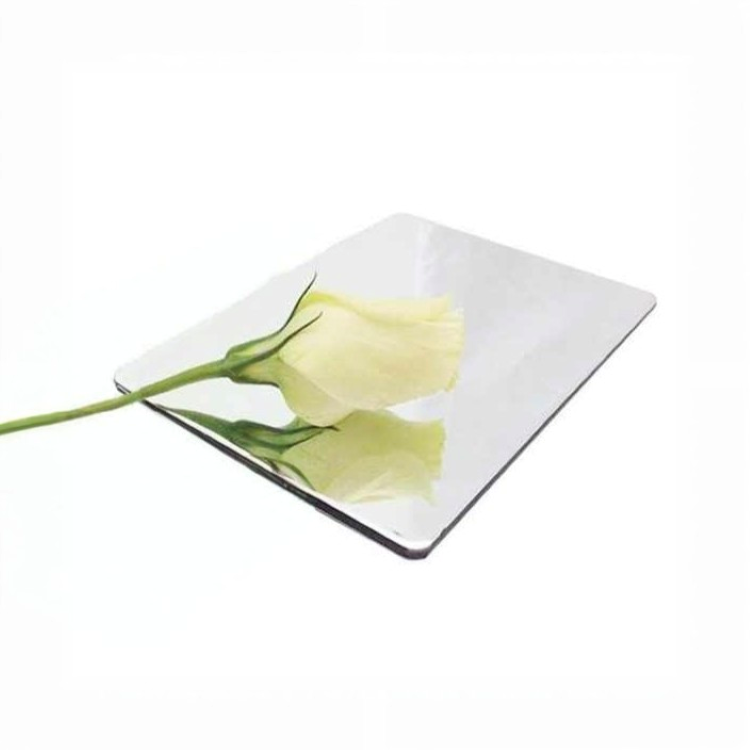 อะไรทำให้แผงคอมโพสิตอลูมิเนียมกระจกสีเงินเป็นตัวเลือกที่ดีสำหรับโครงการของคุณ